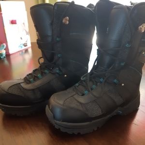 Thinsulate boots